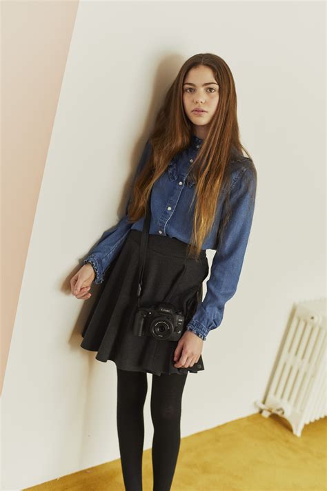 Quel que soit l'âge de votre enfant, vous trouverez dans notre catalogue la veste pour ado fille ou le l'hiver et la période des fêtes de fin d'année sont toujours le moment idéal pour se faire plaisir et porter de. Look fille WAY by IKKS, look Girl Automne-Hiver 2017/2018 ...