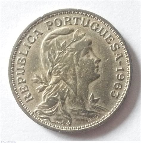50 Centavos 1963 Republic 1961 1970 Portugal Coin 37980