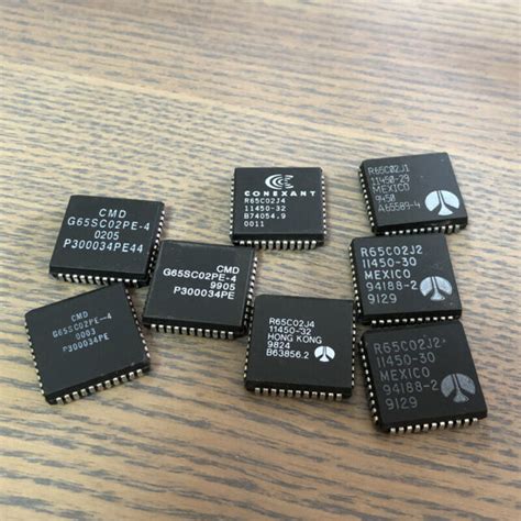 R65c02j4 R65c02j G65sc02pe 6502 8 Bit Microprocessor Ic Plcc44 X 1pc Ebay