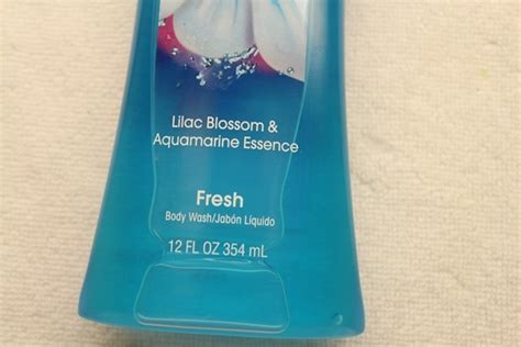 Caress Aqua Sparkle Lilac Blossom And Aquamarine Essence Body Wash