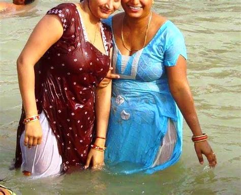 Daily Latest Posts Beauty Indian Aunties Bathing Pictures In