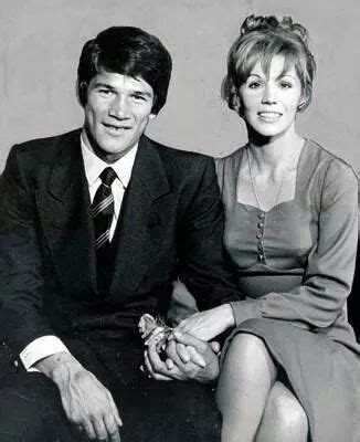 Report to carlos monzon, in which he is asked: Carlos Monzón y Susana Gimenez. La Mary. (con imágenes ...