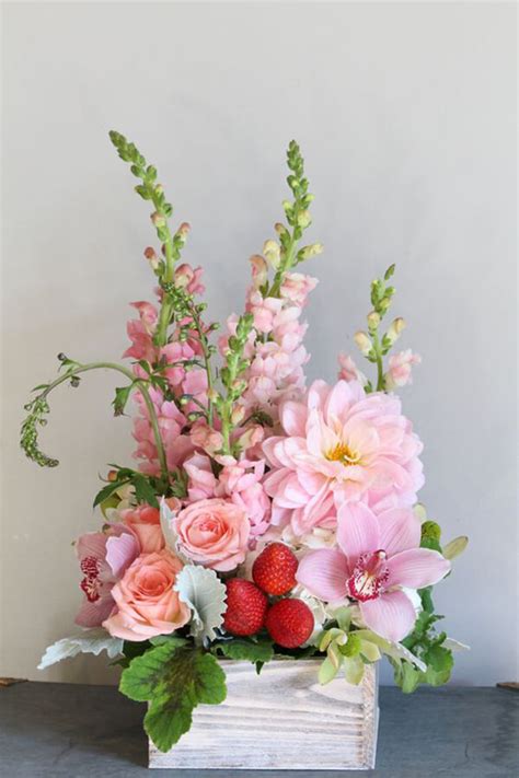 25 Best Summer Flower Arrangement Ideas And Designs For 2021