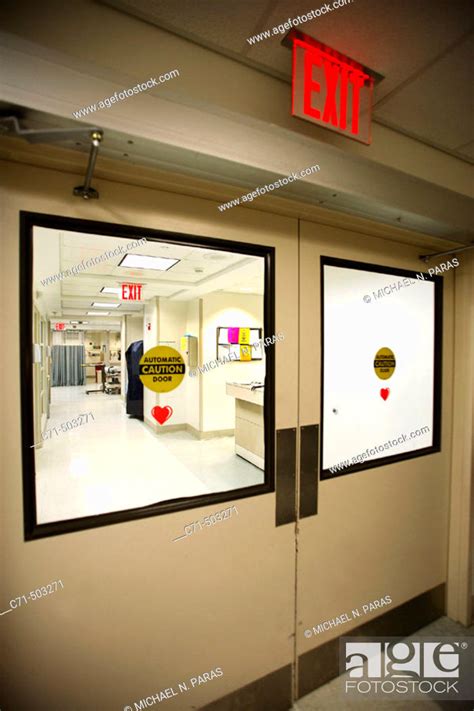 Automatic Doors Leading Into Emergency Room Of Hospital Stock Photo
