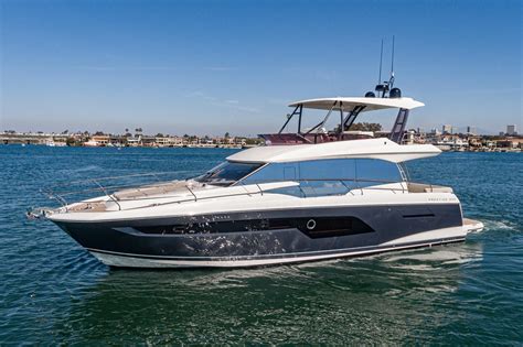 2020 Prestige 520 Fly Motor Yacht for sale - YachtWorld