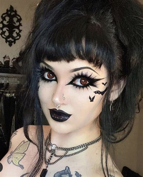 Pin By Kaiser Maschine On Trad Goth Goth Makeup Punk Makeup Gothic