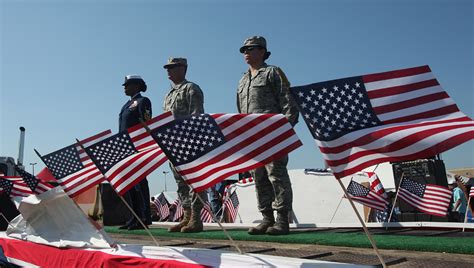 It was formerly known as decoration day and commemorates all men and women who have many people choose to hold picnics, sports events and family gatherings on this weekend. Memorial Day weekend events on Cape Cod - Cape Cod Online
