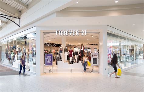 Forever 21 Files Bankruptcy Hopes To Keep Open 450 Stores Snobette