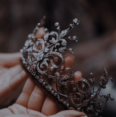 Pin By Ane On Royalty Crown Aesthetic Queen Aesthetic Princess Aesthetic