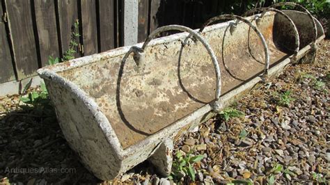 A good friend of mine asked me to make him a couple of feeding troughs for his wife's horses, after i had finished them, i realised that they would also. Antiques Atlas - Cast Iron Planter Feed Trough