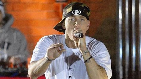 Eminem Threatens Lana Del Rey In Rap