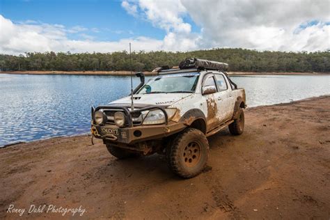 New animations, new sounds, just a general improvement! D4D Hilux Modified.