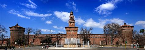 Dilerseniz kendi milano yazılarınızı sitemizde yayınlayabilirsiniz. Milano, il fascino del Castello Sforzesco - Svetatour