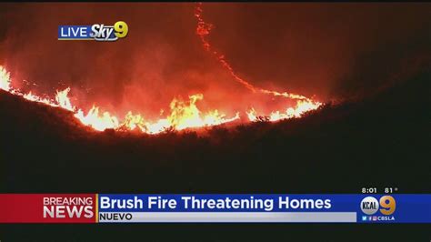 Evacuations Ordered As Firefighters Battle 75 Acre Blaze In Nuevo Youtube