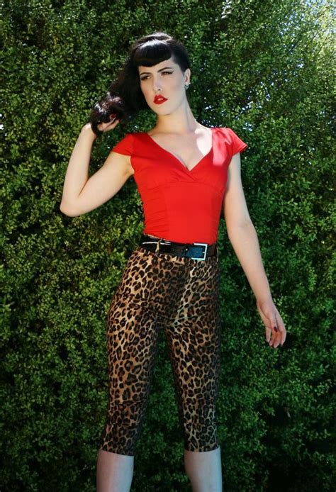 Pinup Rockabilly Leopard Capri Pants Fashion 1940 Retro Inspired