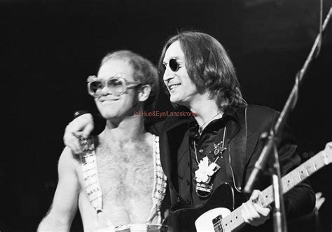 Elton Johns 1974 Concert And Tour History Concert Archives