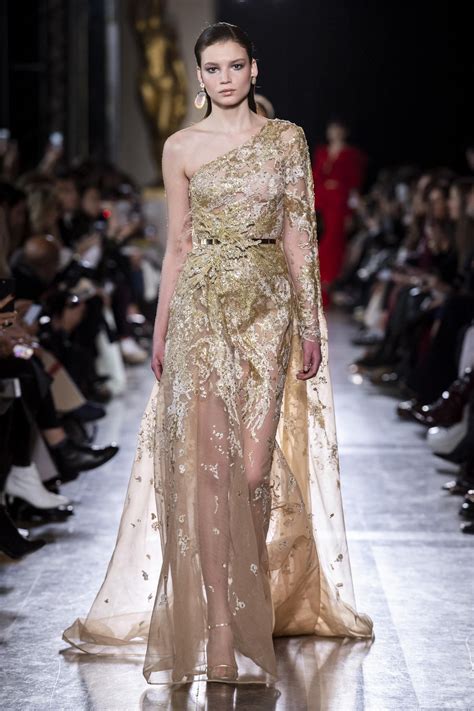 Défilé Elie Saab Printemps été 2019 Couture Idées De Mode Haute Couture Robes Haute Couture