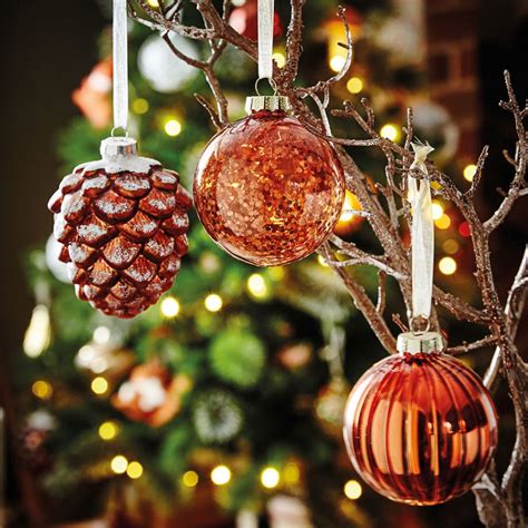 15 Beautiful Christmas Baubles | woman&home