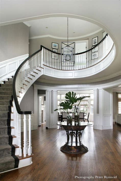 Larchmont Ny Valerie Grant Interiors Sweeping Staircase In An Elegant