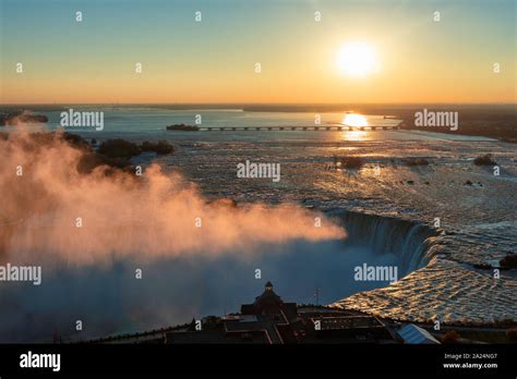 Niagara Falls At Sunrise Stock Photo Alamy