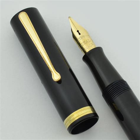 Waterman 5 Fountain Pen Canada Black Celluloid 14k Flexible Medium