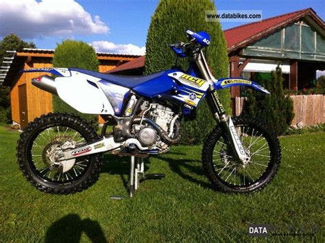 Just push the button instant download on the left side, download the file and you can start right away. 2005 Yamaha YZ 250 F Photos, Informations, Articles ...