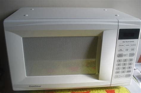 Goldstar Microwave Flickr Photo Sharing