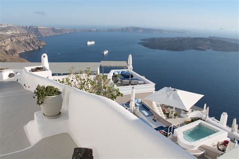 I Visit The Iconic Santorini Boutique Cave Hotel For An Official Review