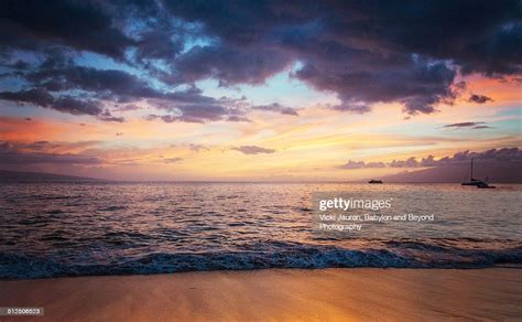Sunset Beach Scene At West Maui Stock Photo Getty Images