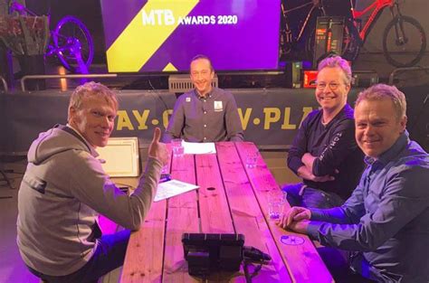 Vorm is nog steeds goed zorgen over de vorm van vader maakt gerben de knegt zich niet: Bekendmaking MTB Awards 2020, wie worden Mountainbiker van ...