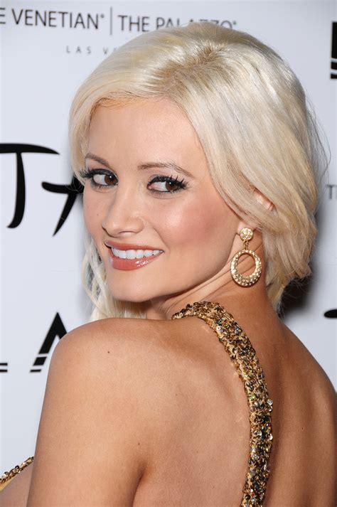 Holly Madison Photo 236 Of 379 Pics Wallpaper Photo 323866 Theplace2