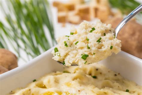 Leave the pot on the stove for at least 10 minutes, uncovered. Pioneer Woman's creamy mashed potatoes will be the best ...