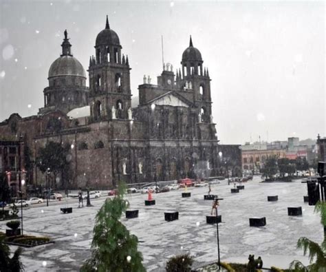 De nuestro libro conmemorativo del centenario, orgullo y tradición, extraemos el fragmento donde te contamos la historia. Azota granizada a Toluca