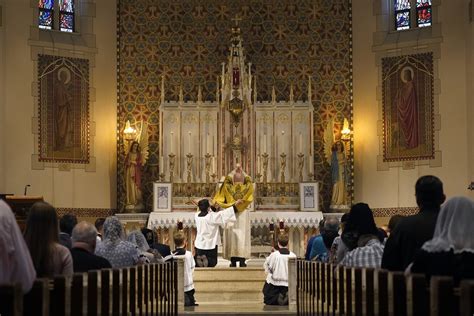 As A Deaf Catholic The Latin Mass Gives Me Equal Access To The Liturgy America Magazine