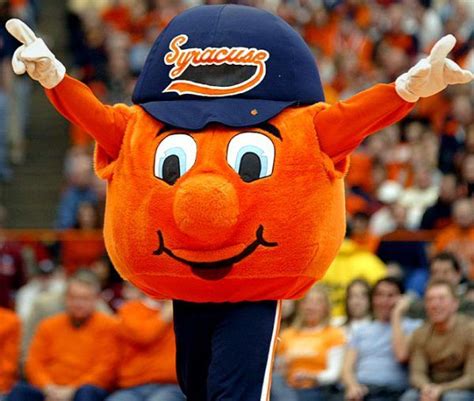 Ein maskottchen oder (selten) die maskotte (von französisch mascotte ‚person, tier oder gegenstand als glücksbringer'; Pin by Sue Rummery on College Mascots | Pinterest