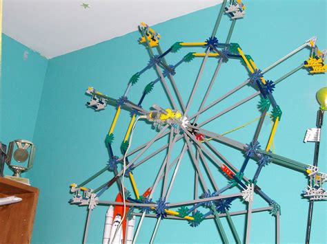 Knex Ferris Wheel : 4 Steps - Instructables