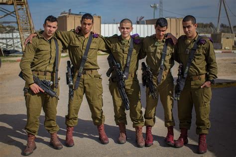 Arab Israelis Are Joining The Idf In Growing Numbers Officials World