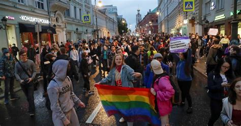 Russia Supreme Court Bans “lgbt Movement” As “extremist” Human Rights Watch