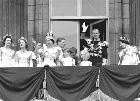 Las 12 Fotos Del Balcón De Buckingham Que Cuentan La Historia De La