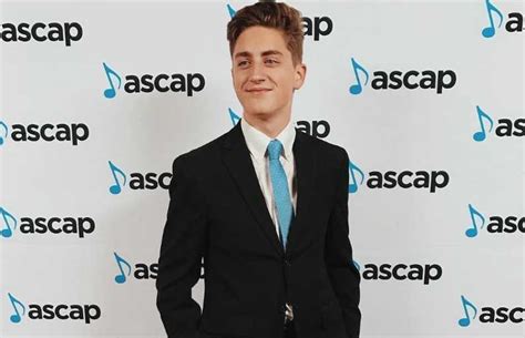 Danny gonzalez, los angeles, california. Danny Gonzalez - Bio, Age, Facts, Wiki, Height, Family ...