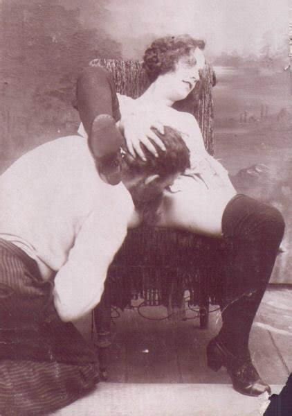 Horny Babes Having Intense Sex In Retro Collection Photos