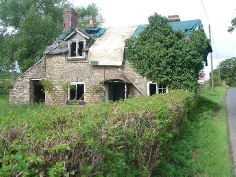 Derelict Cottage © Andrew Longton Cc By Sa20 Geograph Britain And