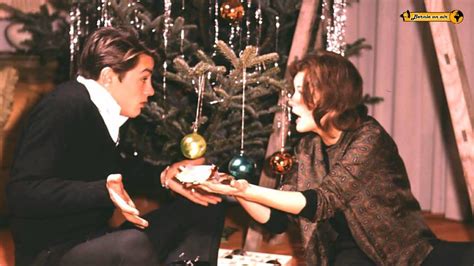 Some days ago i wrote about romy schneider, after that i got stuck on her story, in particular the relationship between her and alain delon. Romy Schneider + Alain Delon Weihnachten Noel Christmas ...