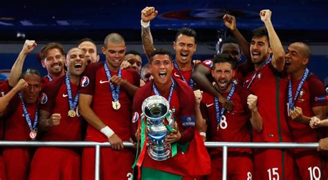 Saiba as datas dos próximos jogos, dos treinos, do início das competições e outros marcos importantes. Seleção portuguesa e Ronaldo nomeados para os Laureus ...