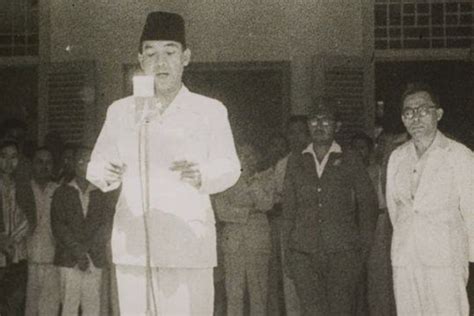 Sejarah Singkat Kemerdekaan Indonesia 17 Agustus 1945 Varia Katadata