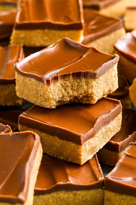 No Bake Chocolate Peanut Butter Bars The Novice Chef