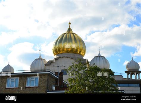 Domes Of Gurdwara Sri Guru Singh Sabha Sikh Temple Southall London
