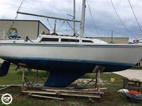 1987 Used Catalina 27 Sloop Sailboat For Sale 12500