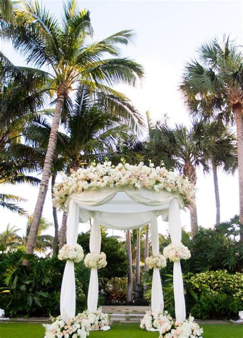 How To Decorate Your Outdoor Wedding Pouted Online
