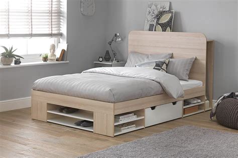 Discover bedroom ideas and design inspiration from a variety of bedrooms, including color, decor and theme options. Clever Space Saving Bedroom Storage Solutions - missie ...
